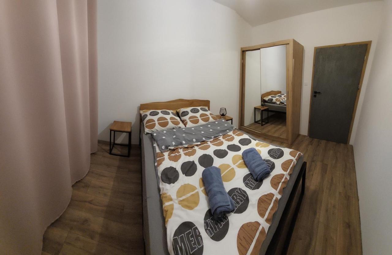 Buko Apartamenty Uniejow Exterior foto